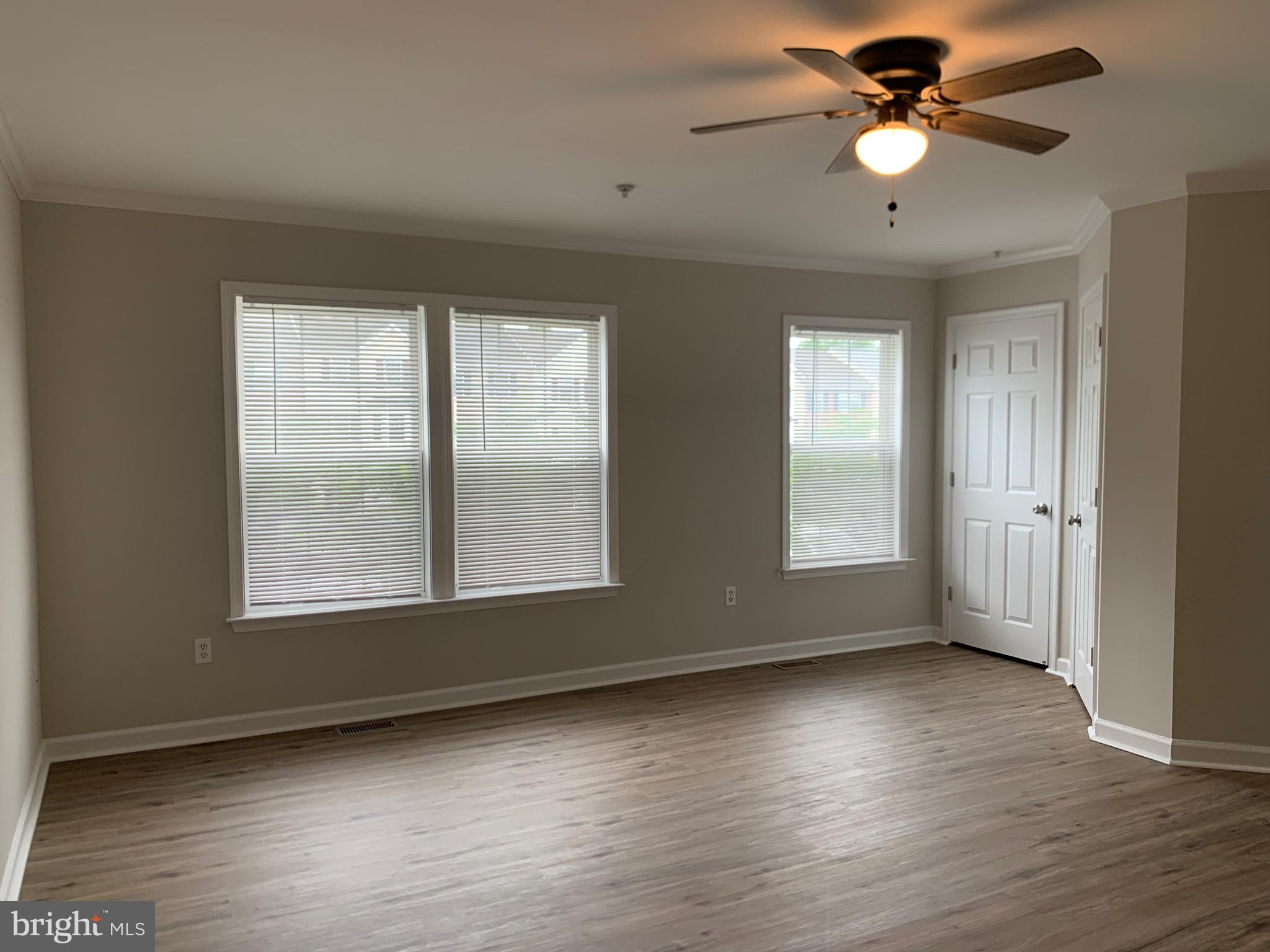 WHISPERING RIDGE - Residential
