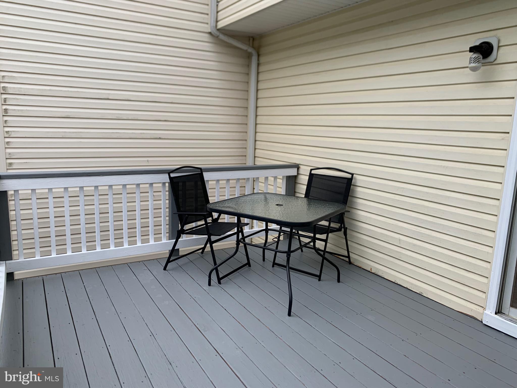 WHISPERING RIDGE - Residential