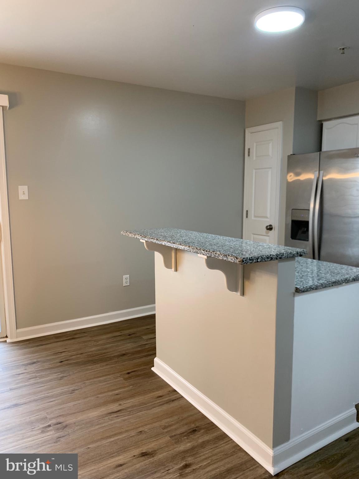 WHISPERING RIDGE - Residential