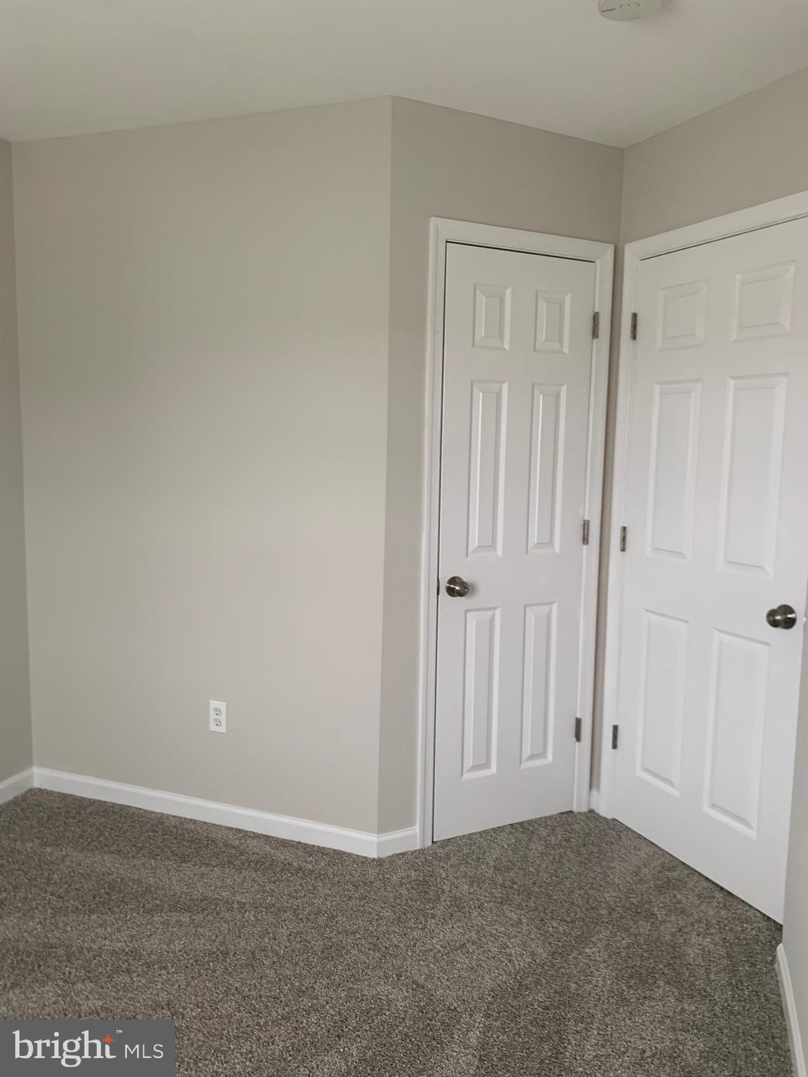 WHISPERING RIDGE - Residential