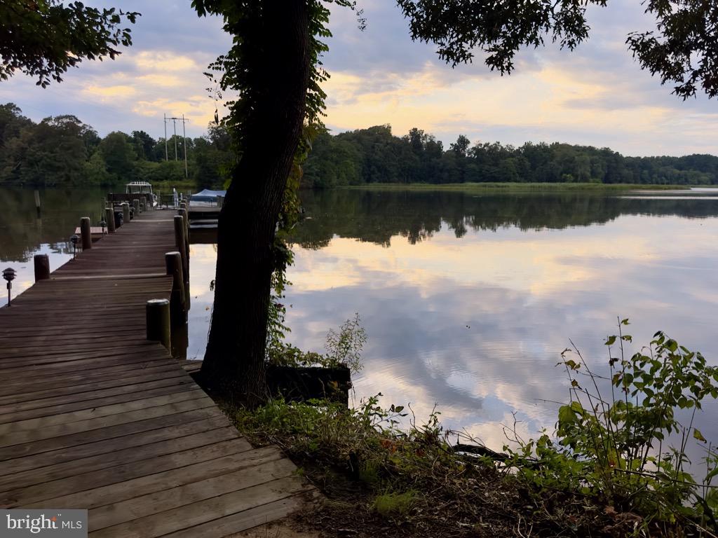 FOXHOLE ESTATES - Residential