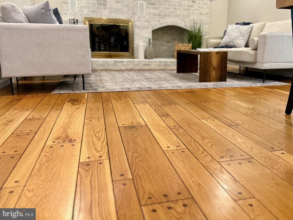 FOXHOLE ESTATES - Residential