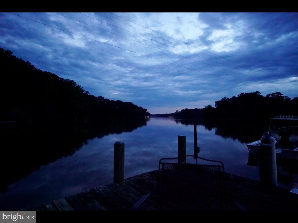 FOXHOLE ESTATES - Residential