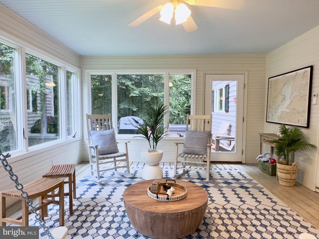 FOXHOLE ESTATES - Residential