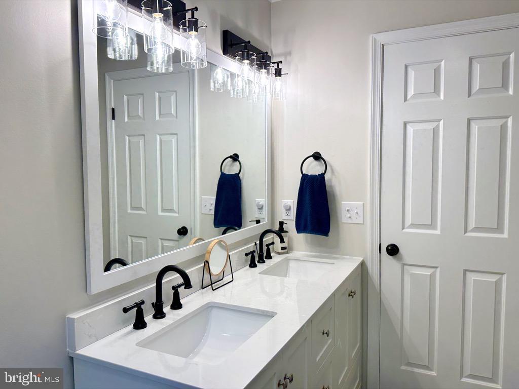 FOXHOLE ESTATES - Residential