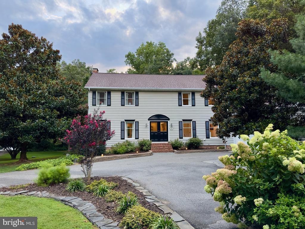 FOXHOLE ESTATES - Residential