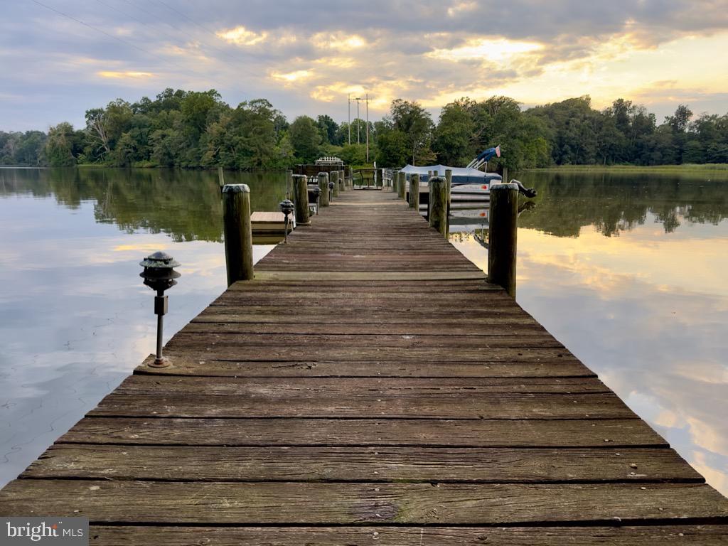 FOXHOLE ESTATES - Residential