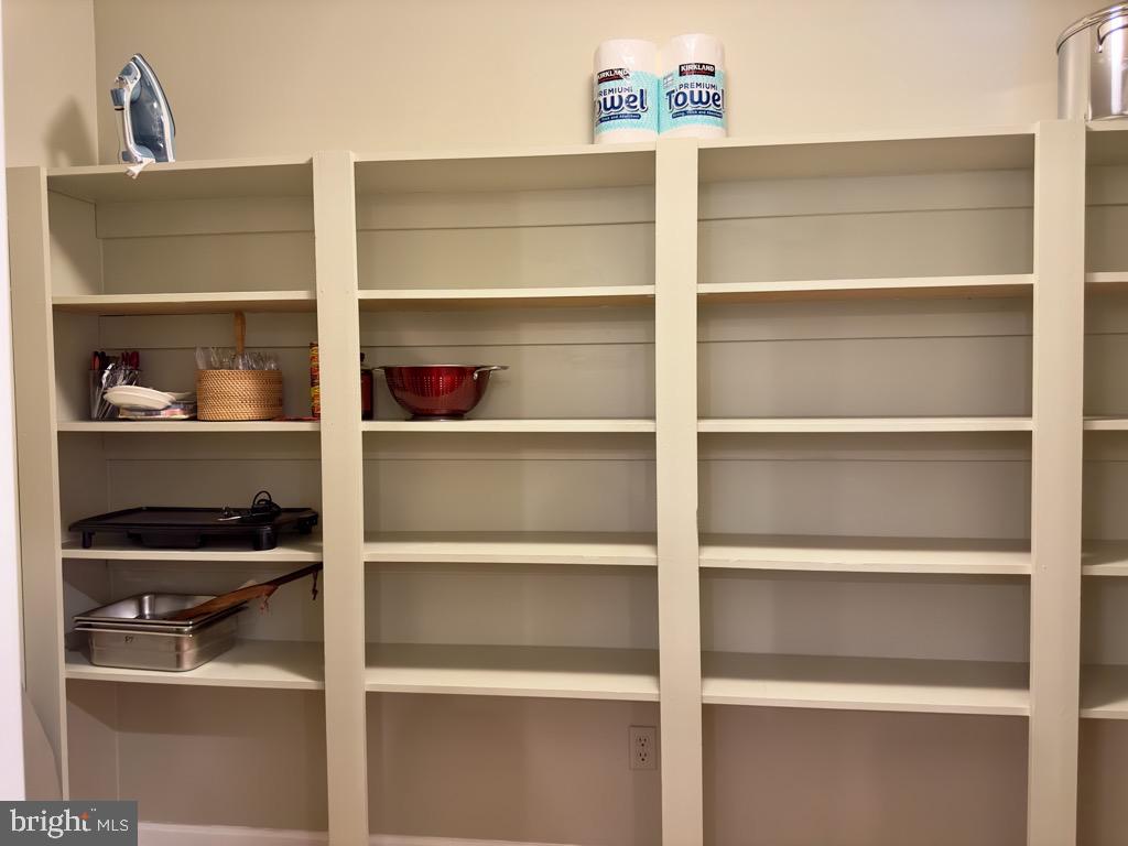 FOXHOLE ESTATES - Residential