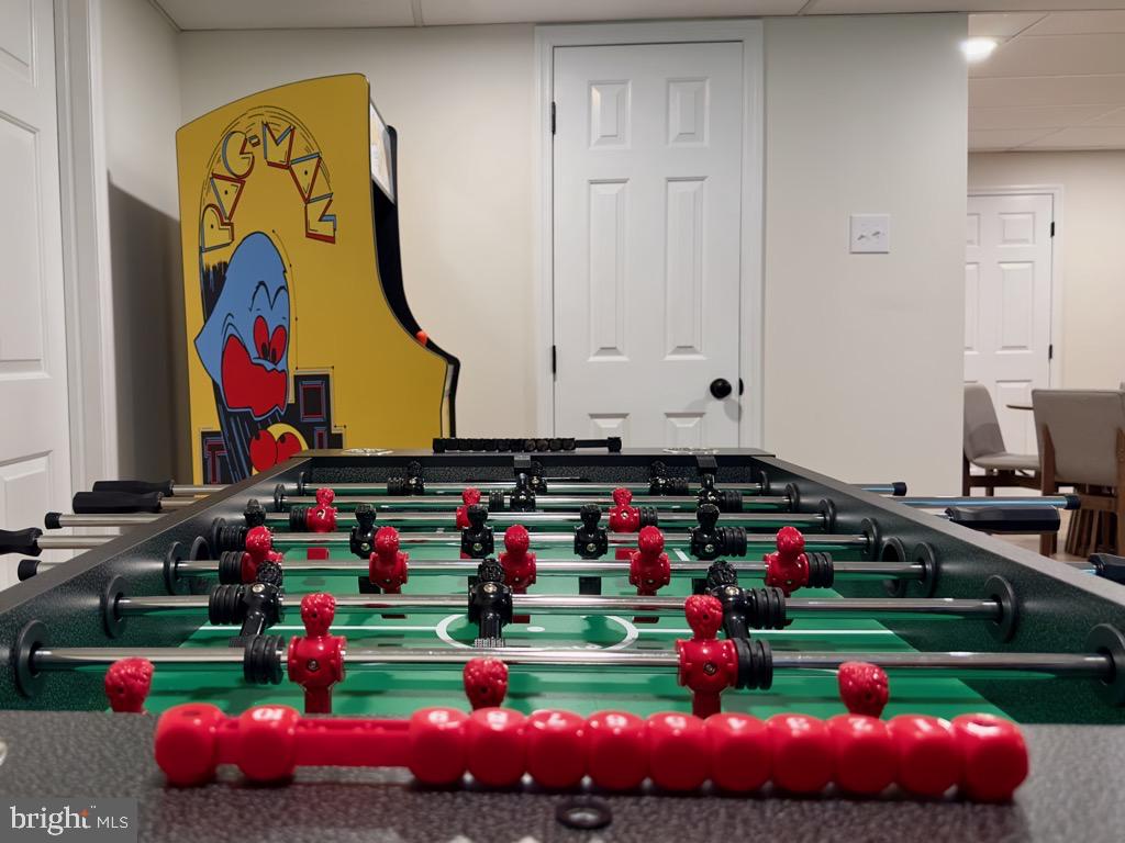 FOXHOLE ESTATES - Residential