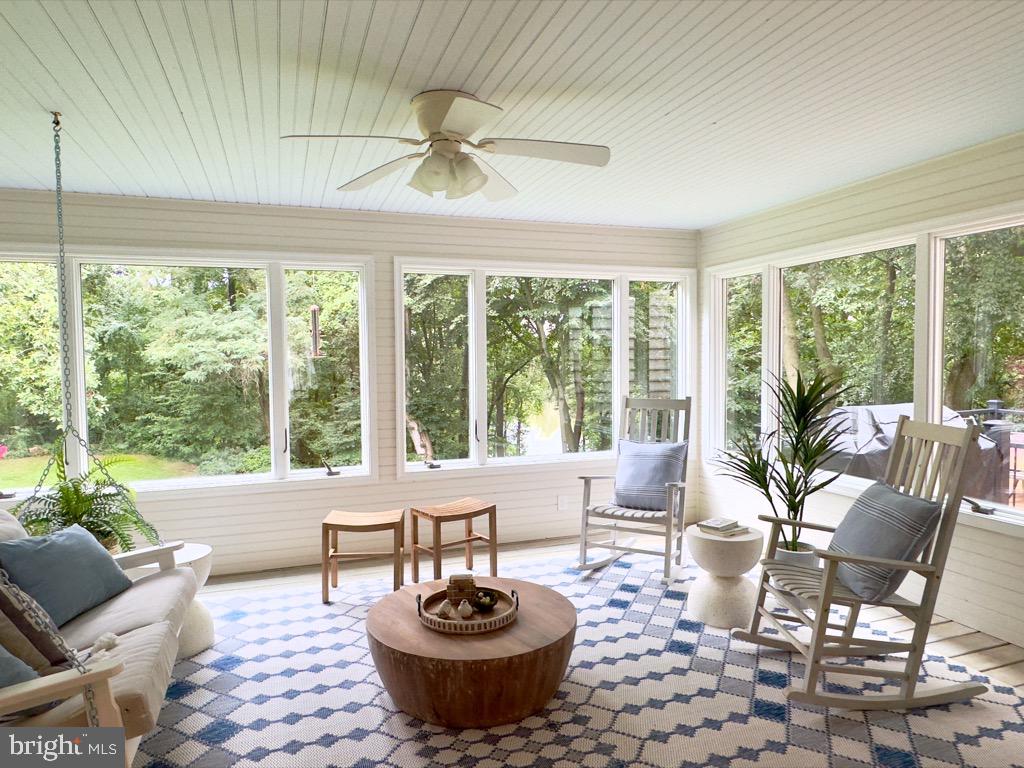 FOXHOLE ESTATES - Residential