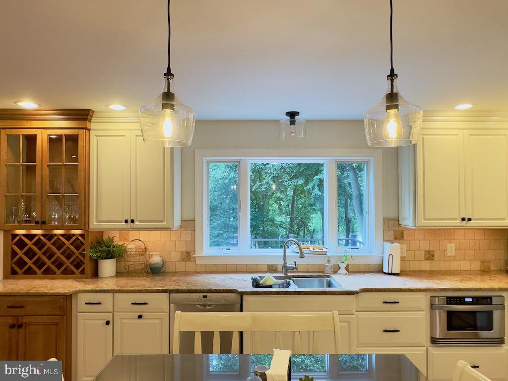 FOXHOLE ESTATES - Residential