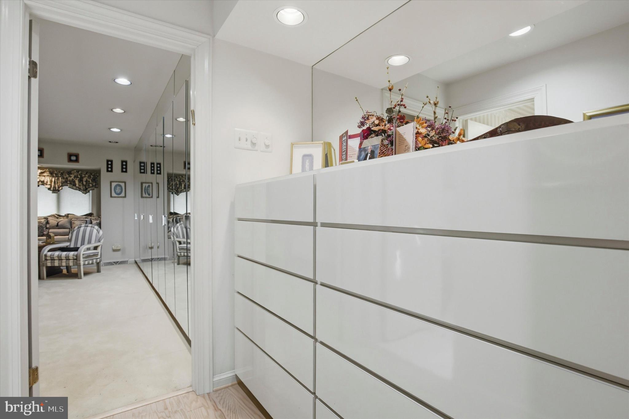 WHITPAIN FARM - Residential