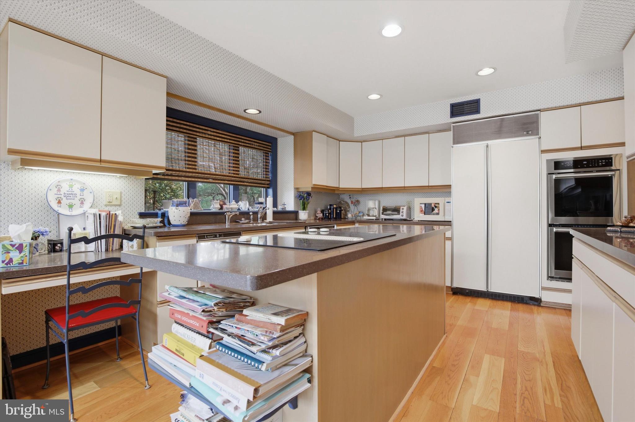 WHITPAIN FARM - Residential