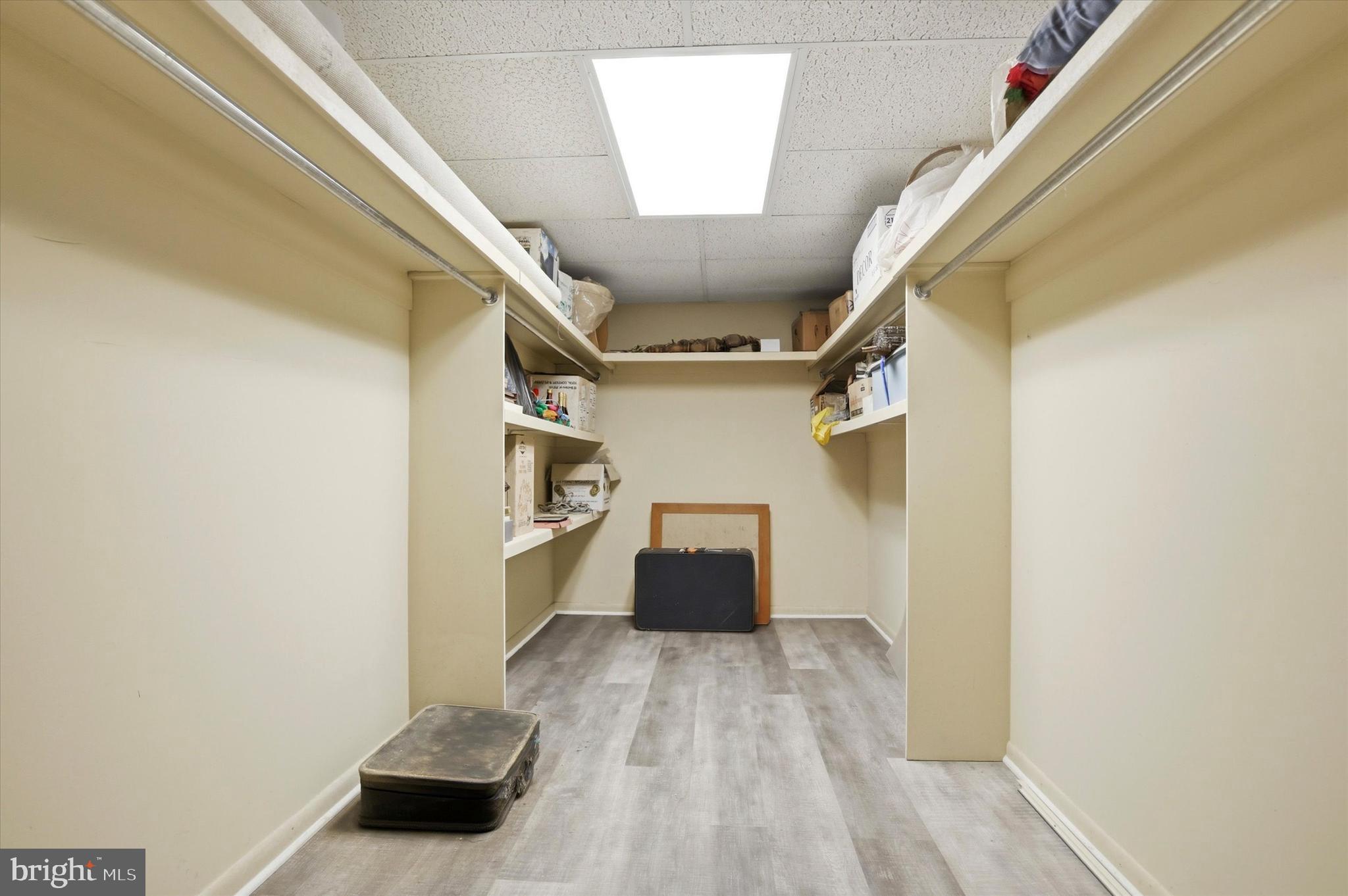 WHITPAIN FARM - Residential