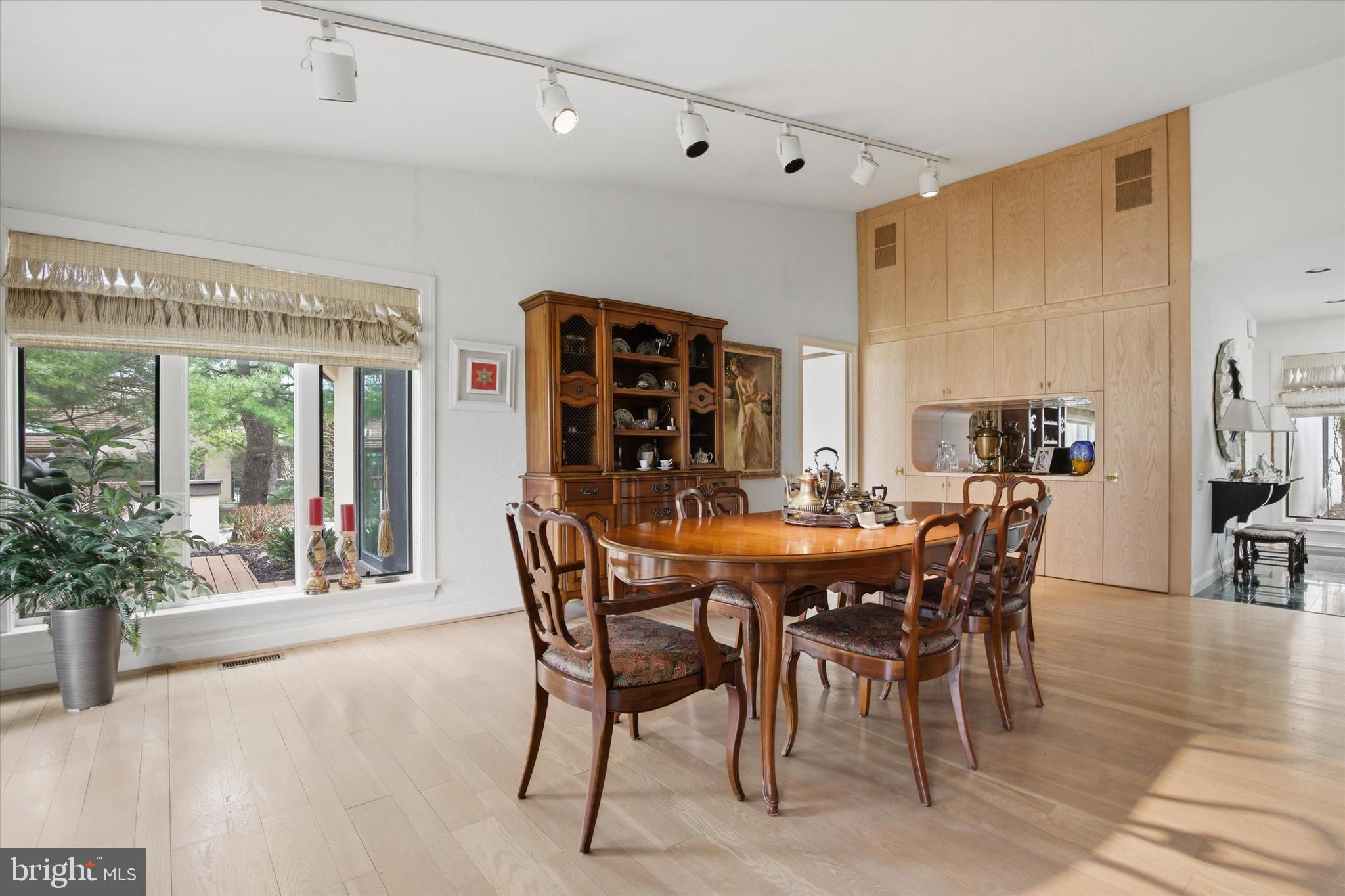 WHITPAIN FARM - Residential