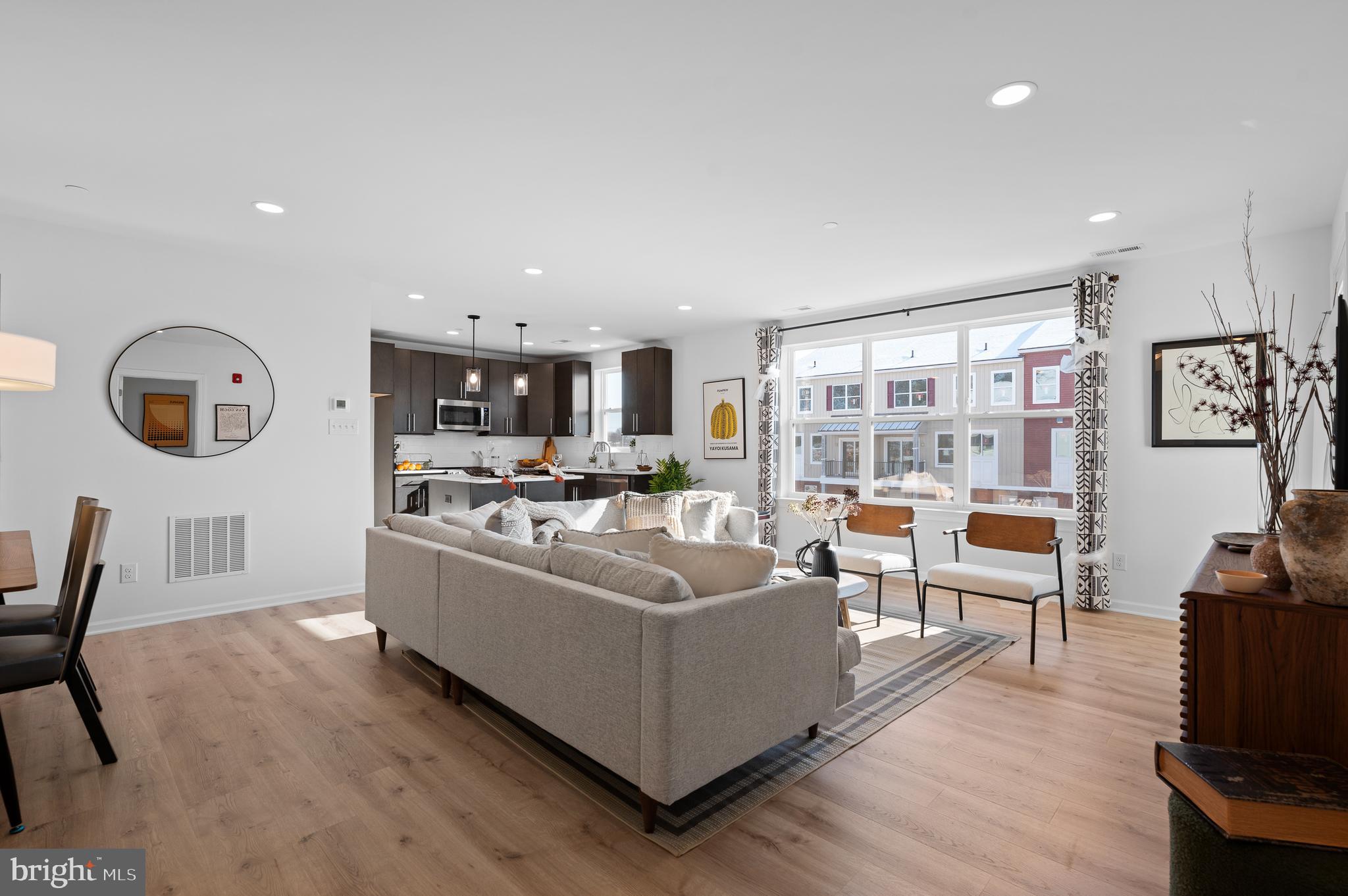 ARBOR PLACE - Residential