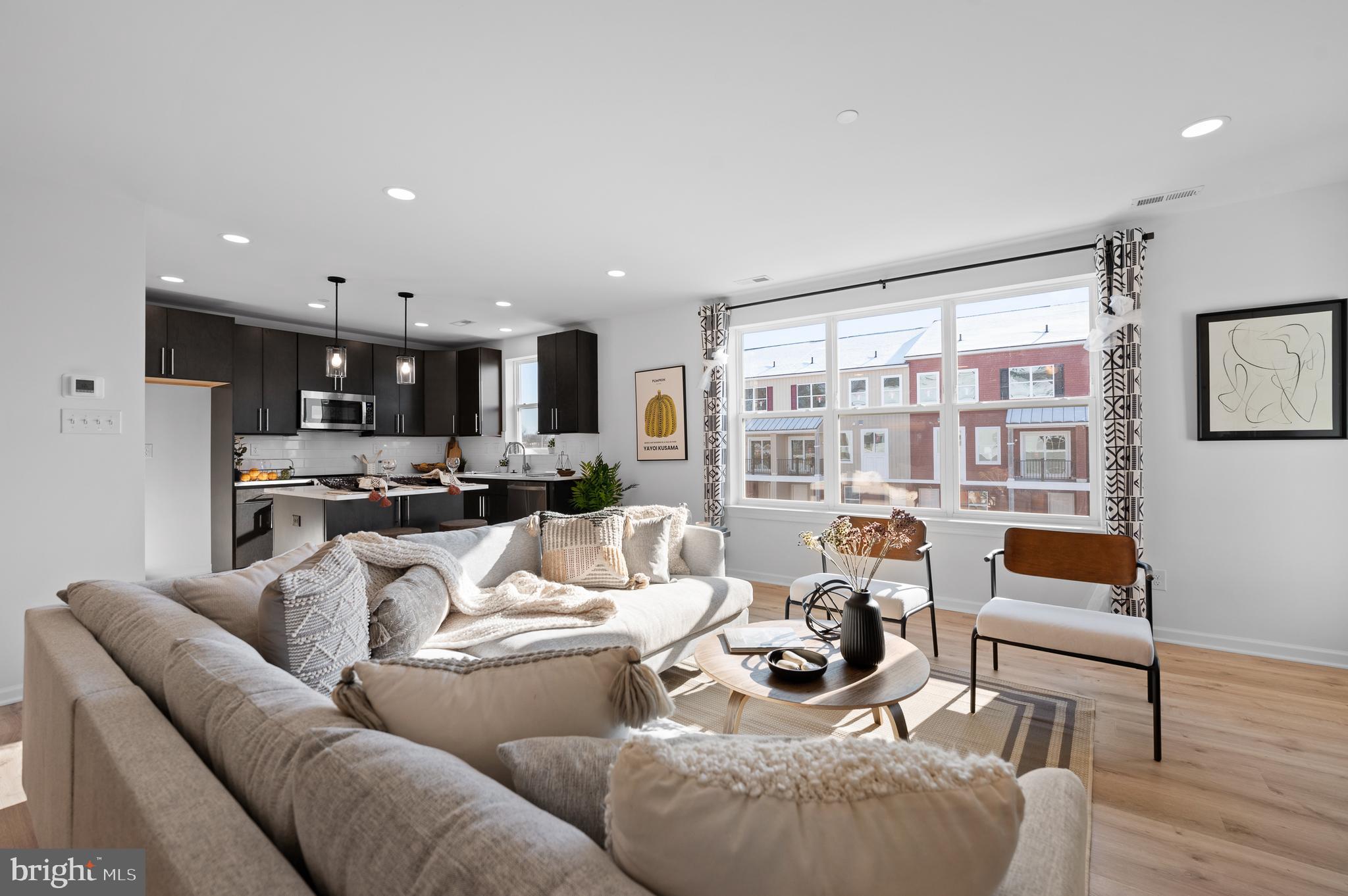 ARBOR PLACE - Residential