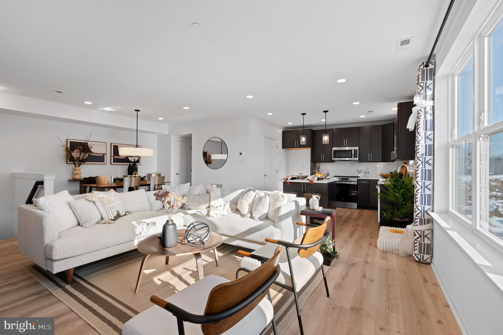 ARBOR PLACE - Residential