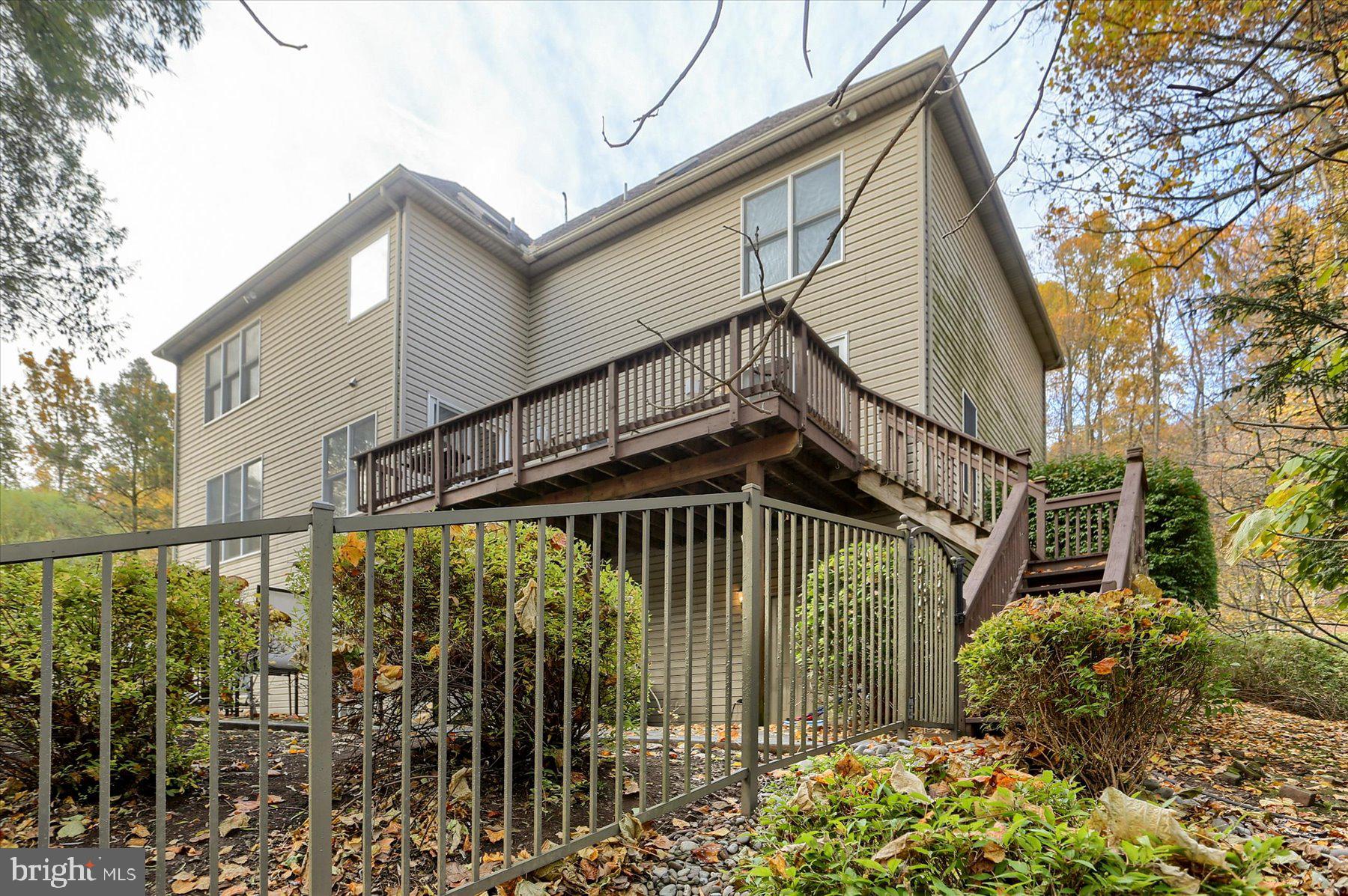 WOODS AT DEER RUN - Residential