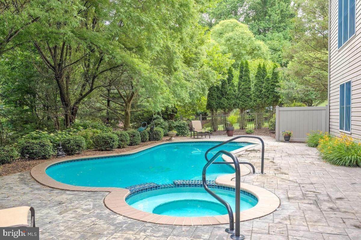 WOODS AT DEER RUN - Residential