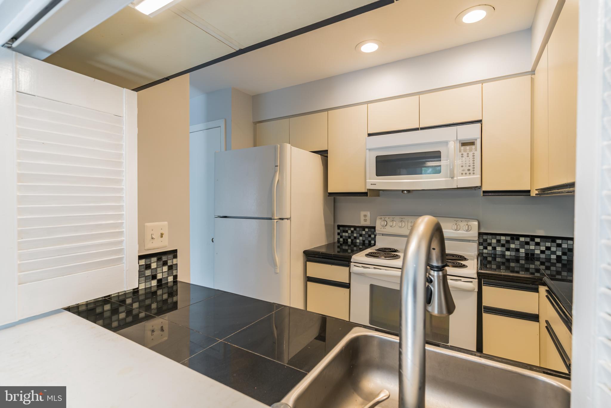 COURTBRIDGE OF ARLINGTON - Residential