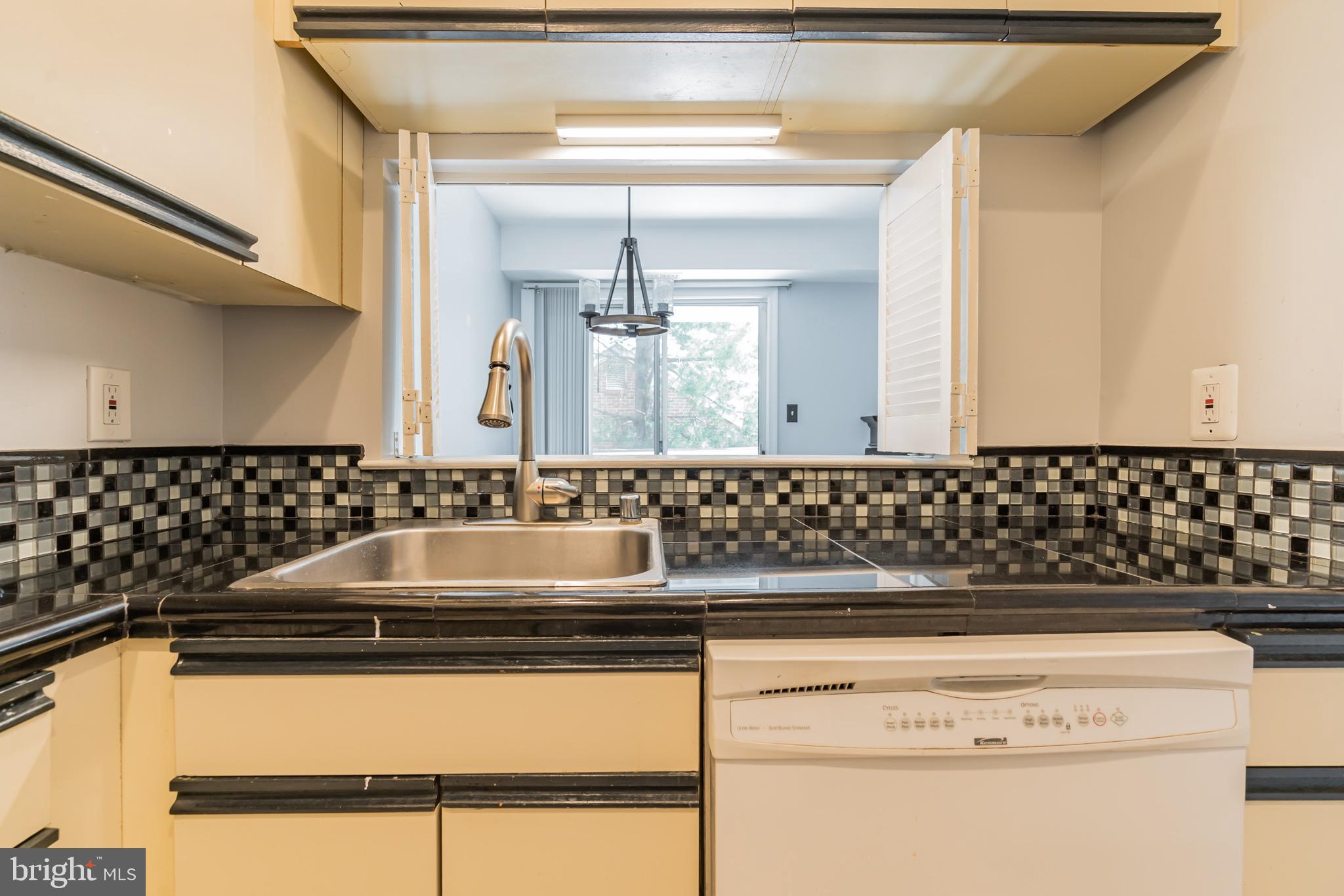 COURTBRIDGE OF ARLINGTON - Residential