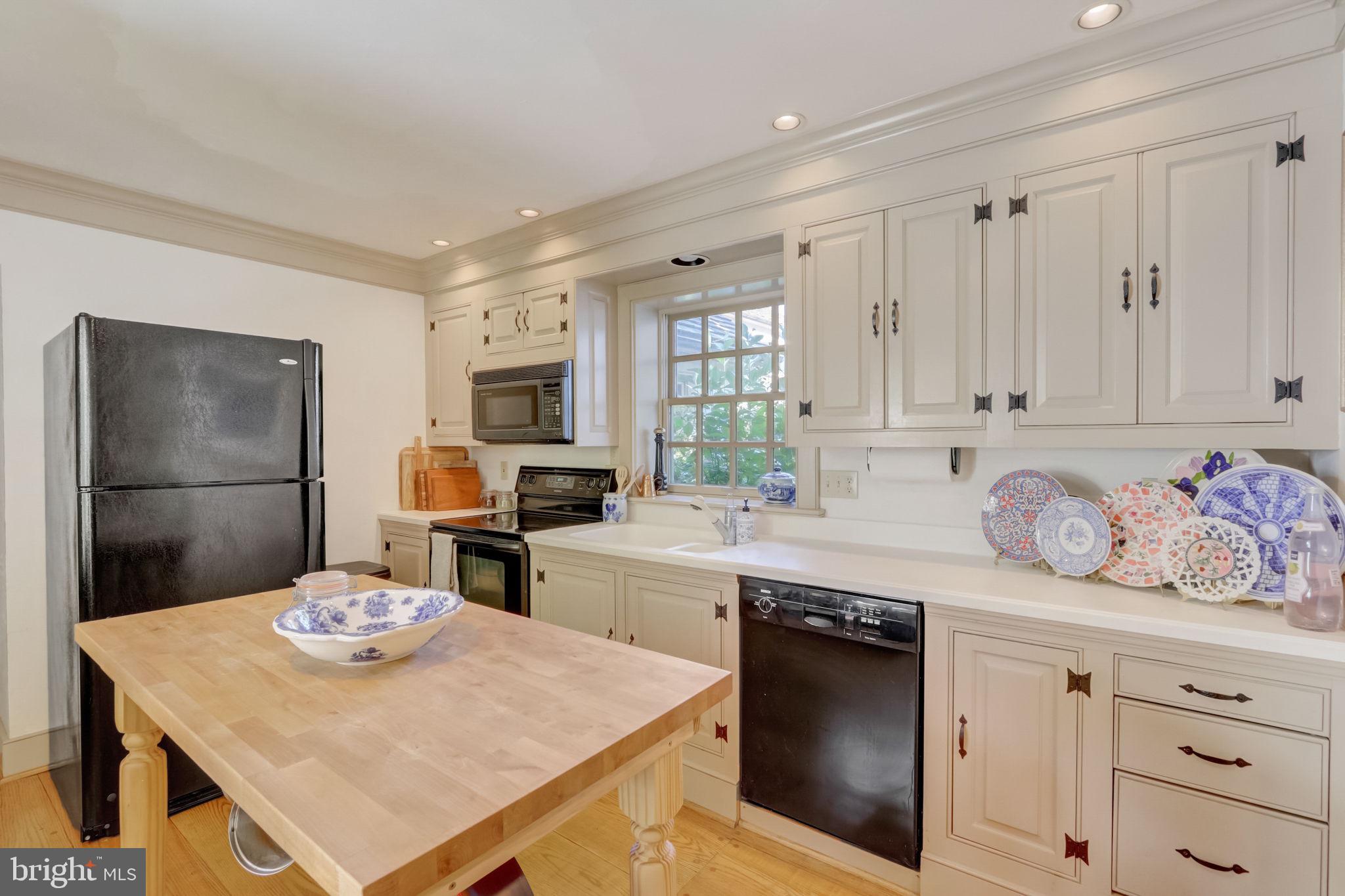 EAST MARLBOROUGH - Residential