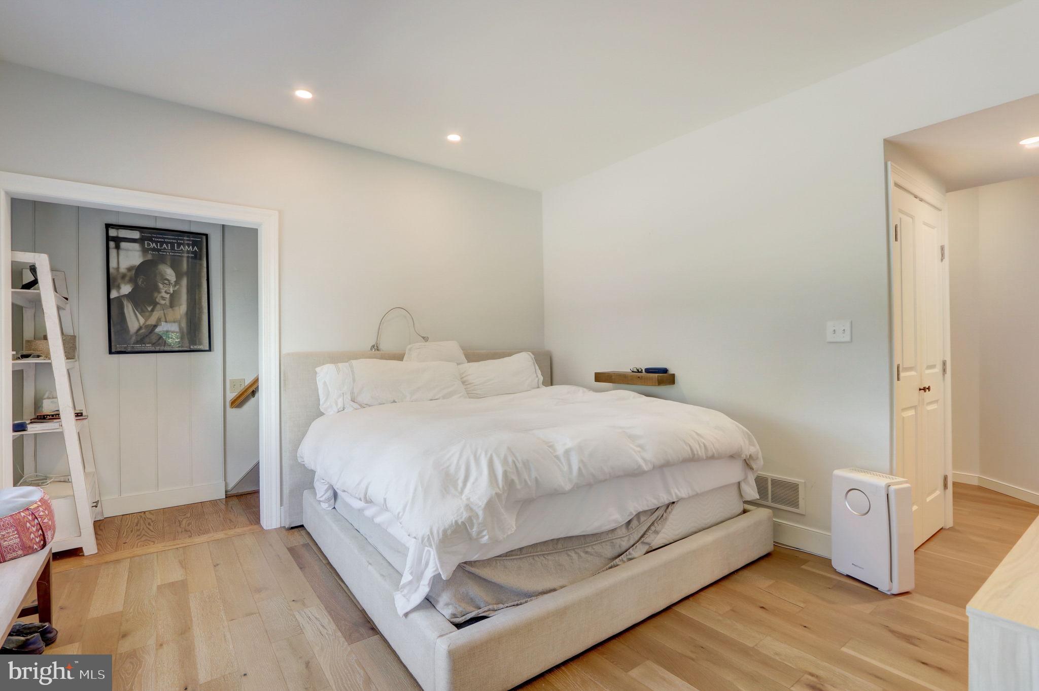 EAST MARLBOROUGH - Residential