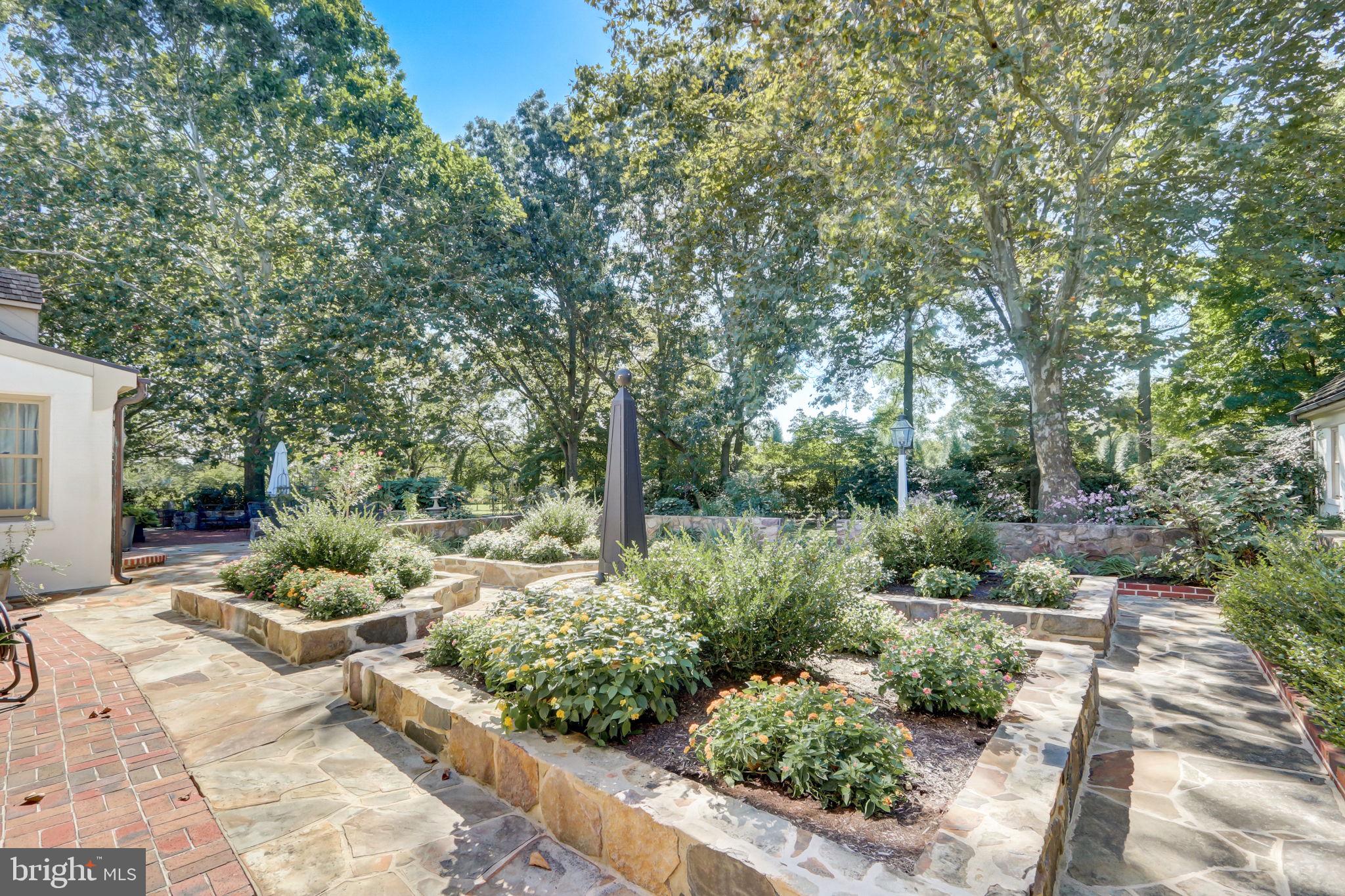 EAST MARLBOROUGH - Residential