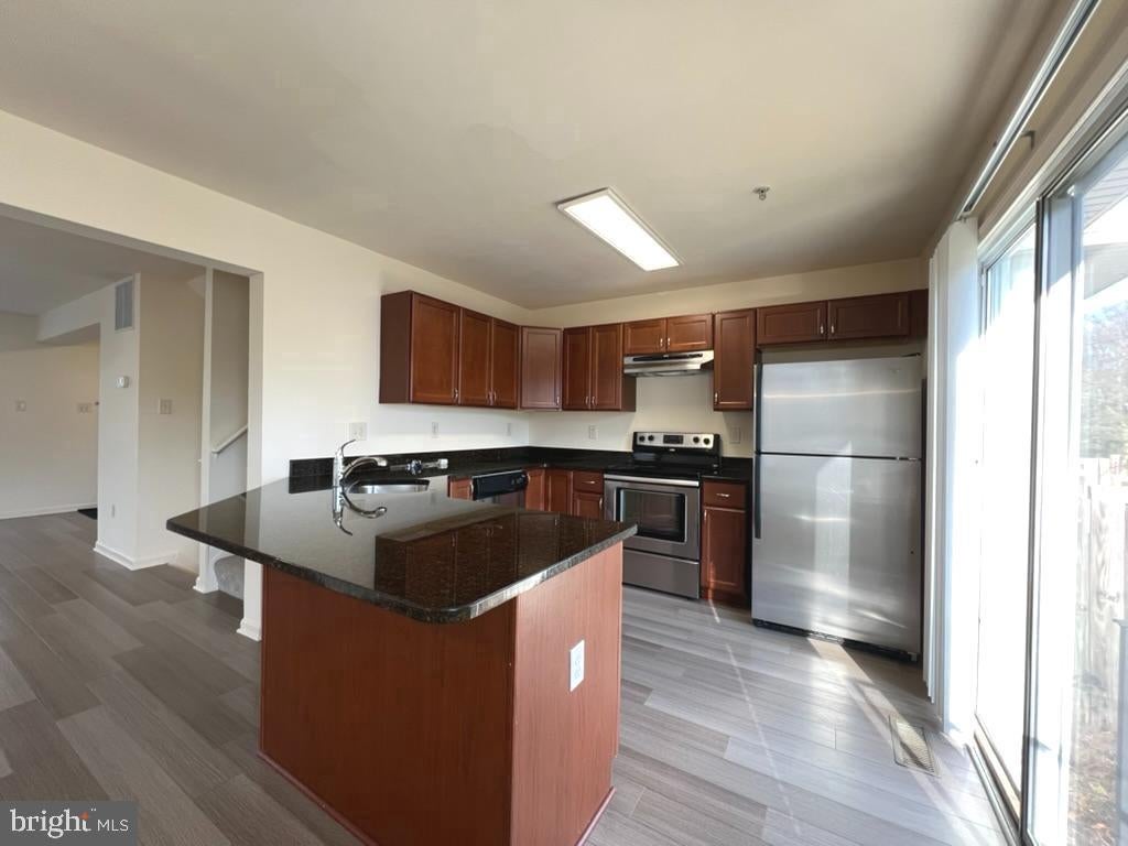 707 HORSE CHESTNUT COURT