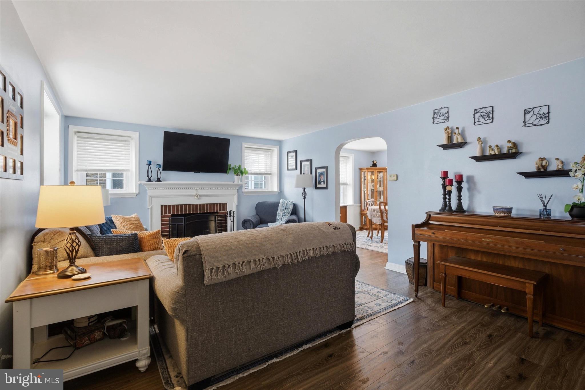 DREXEL HILL - Residential