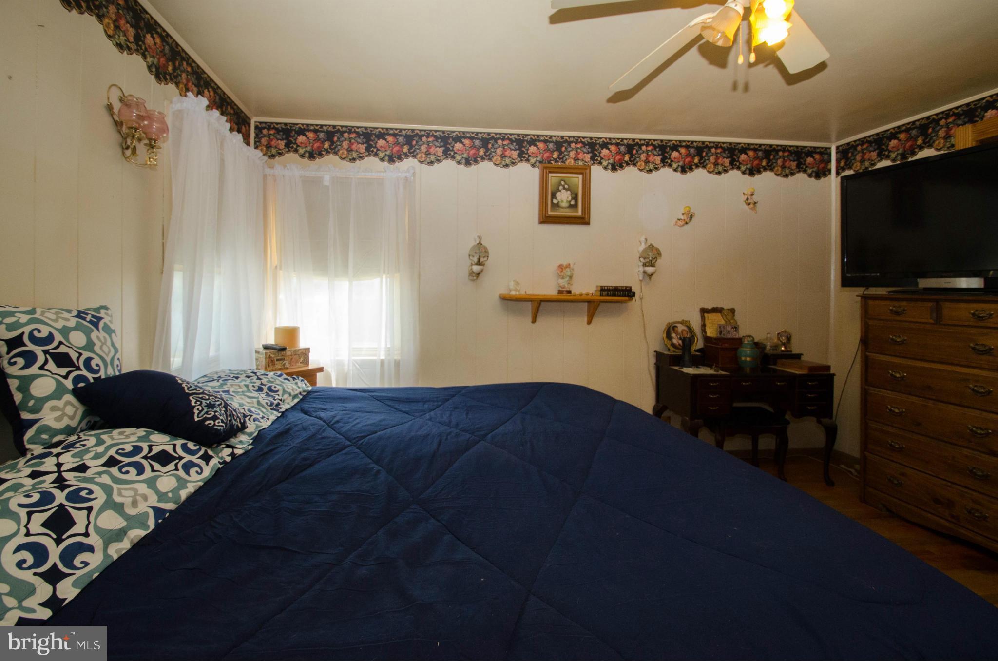 LINDALE HEIGHTS - Residential