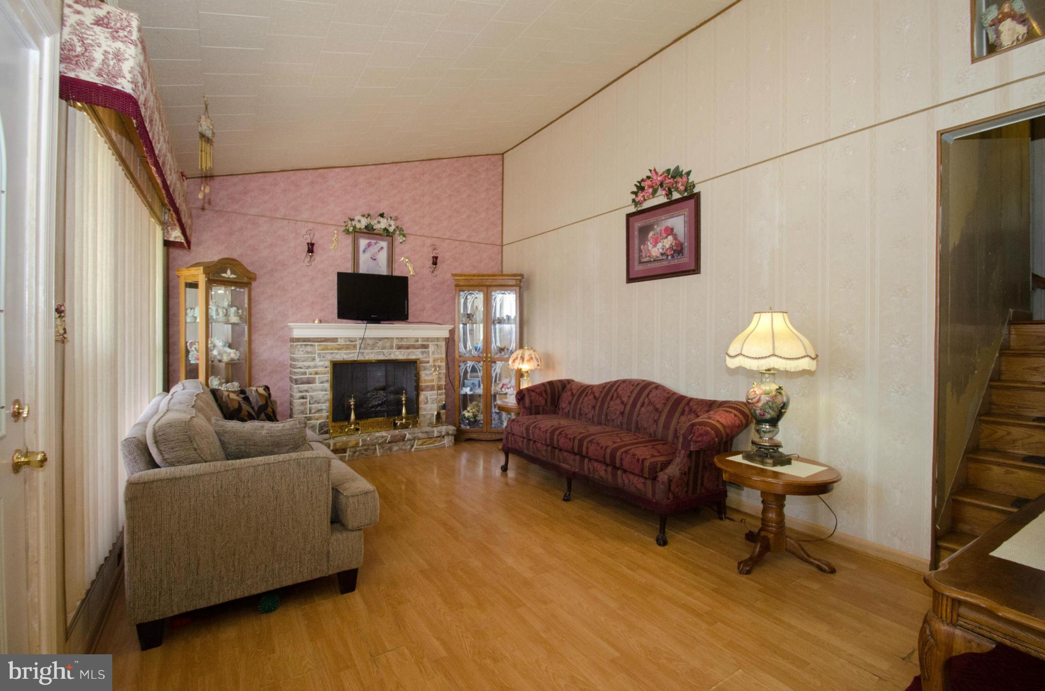 LINDALE HEIGHTS - Residential