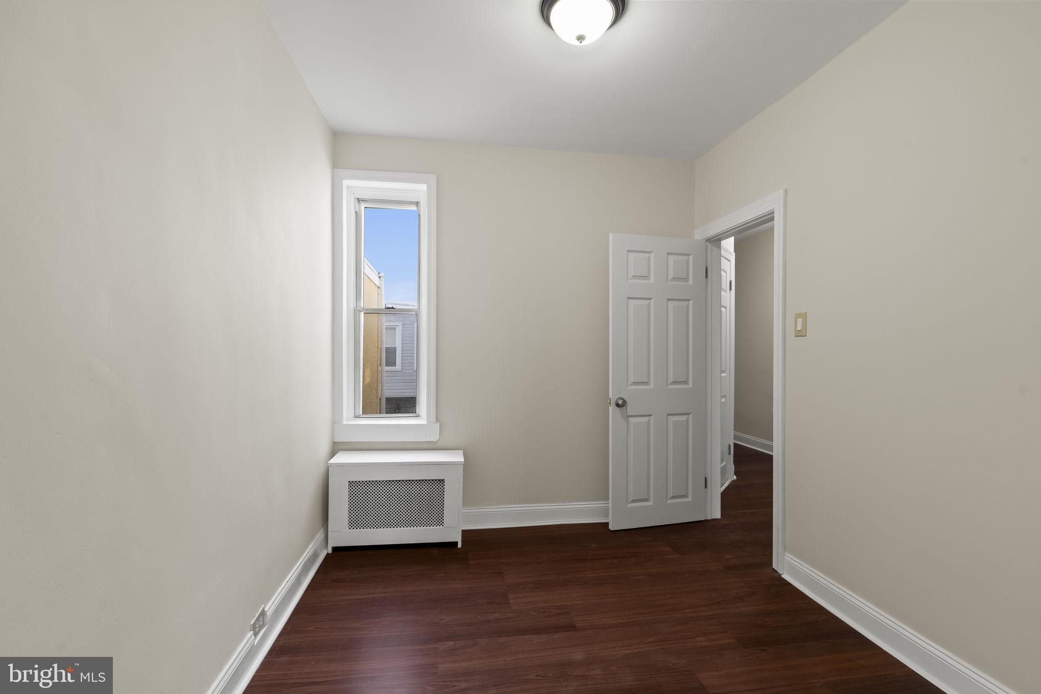 POINT BREEZE - Residential