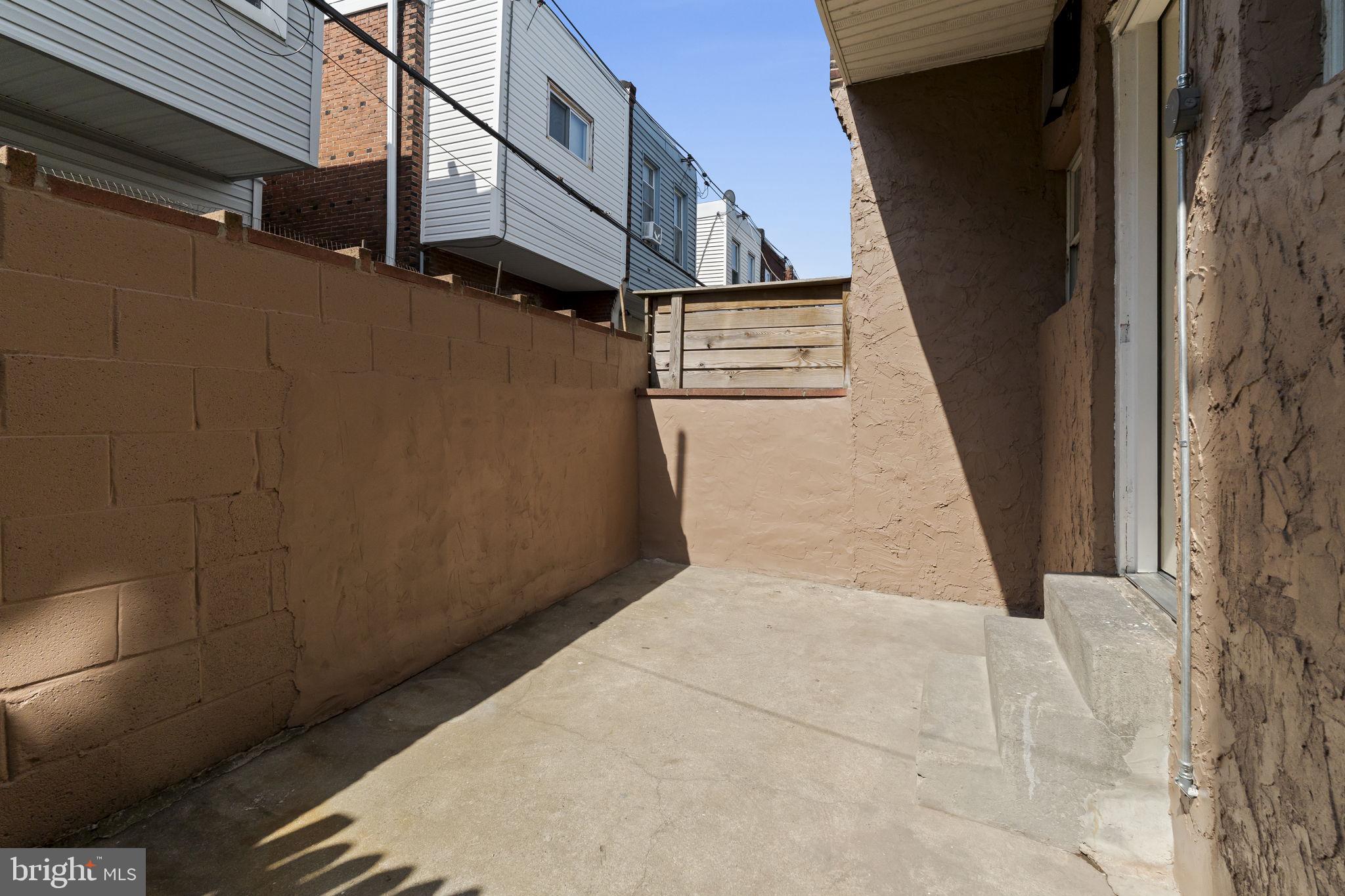 POINT BREEZE - Residential