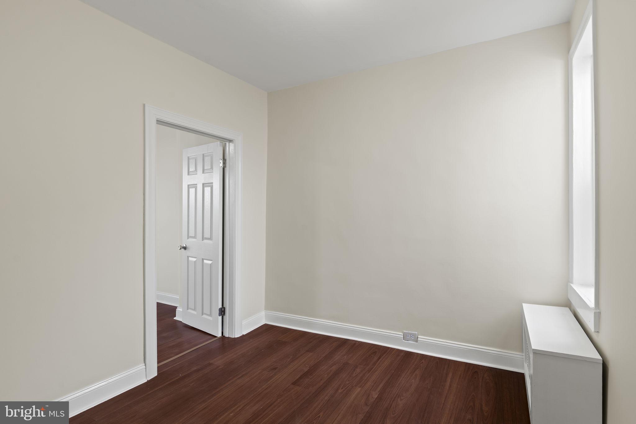 POINT BREEZE - Residential