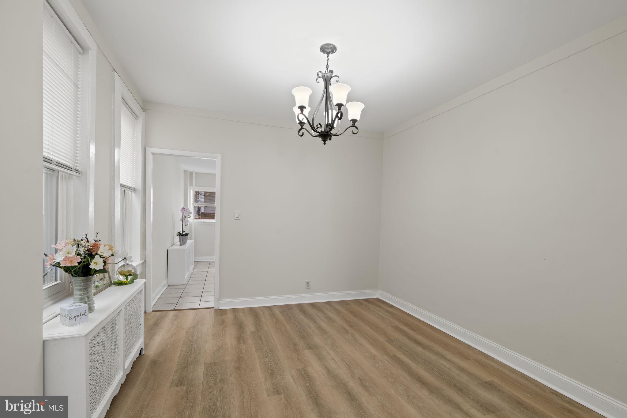 POINT BREEZE - Residential