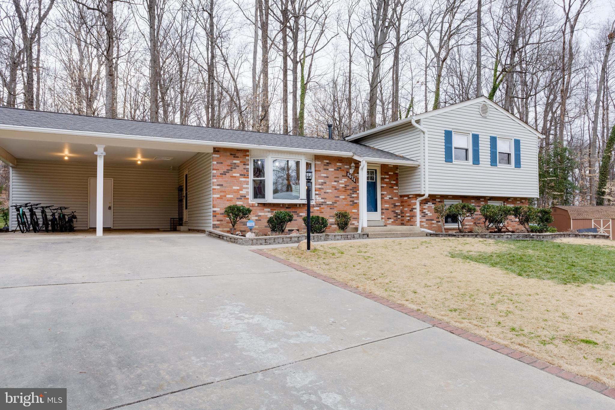 ROLLING VALLEY - Residential