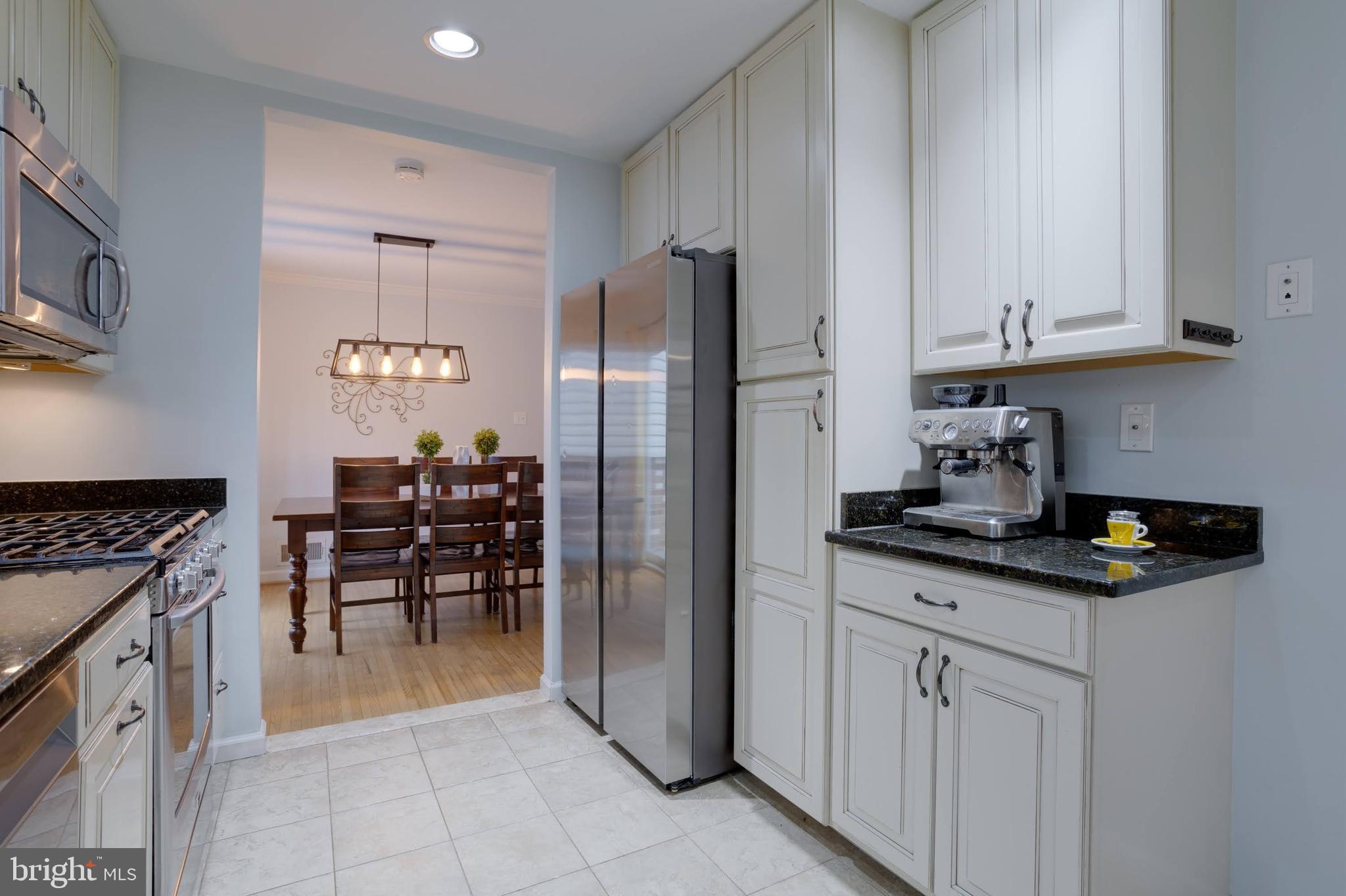 ROLLING VALLEY - Residential