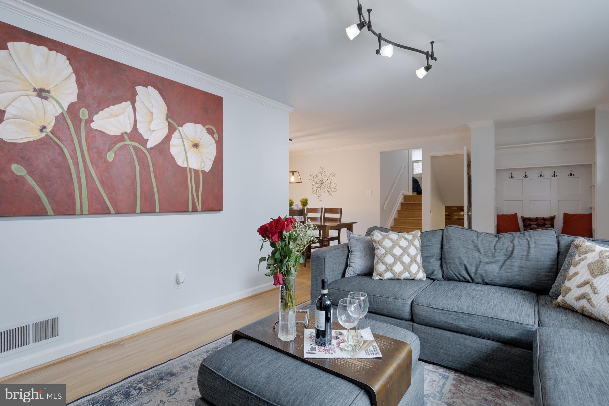 ROLLING VALLEY - Residential