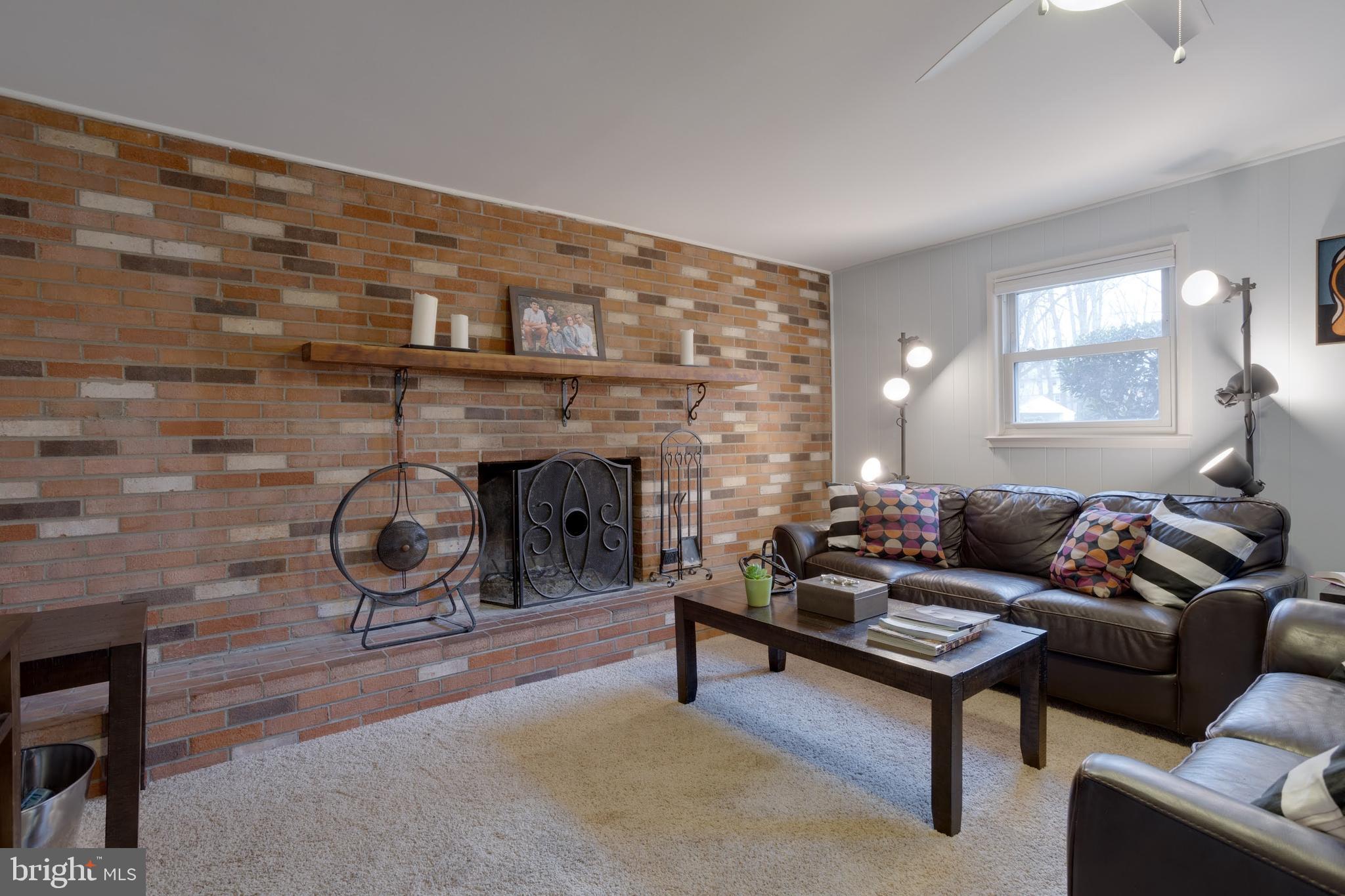 ROLLING VALLEY - Residential