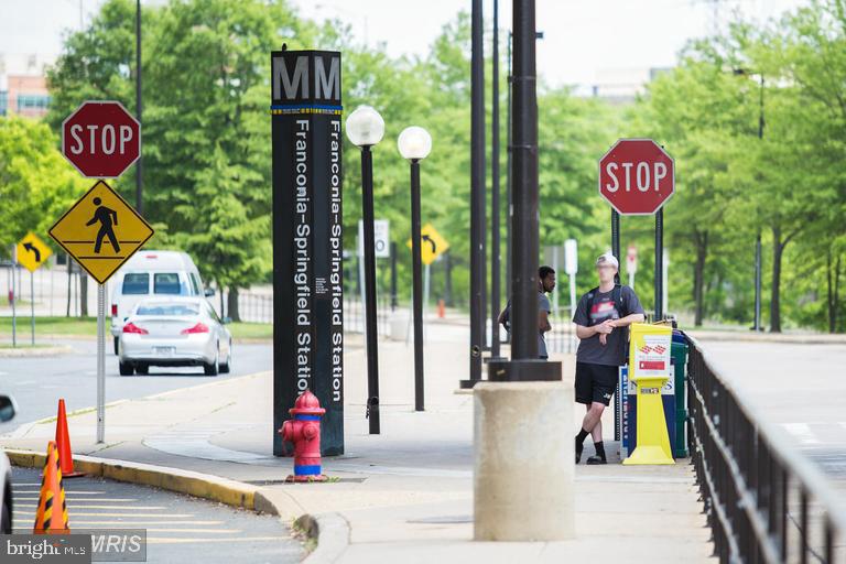 ROLLING VALLEY - Residential
