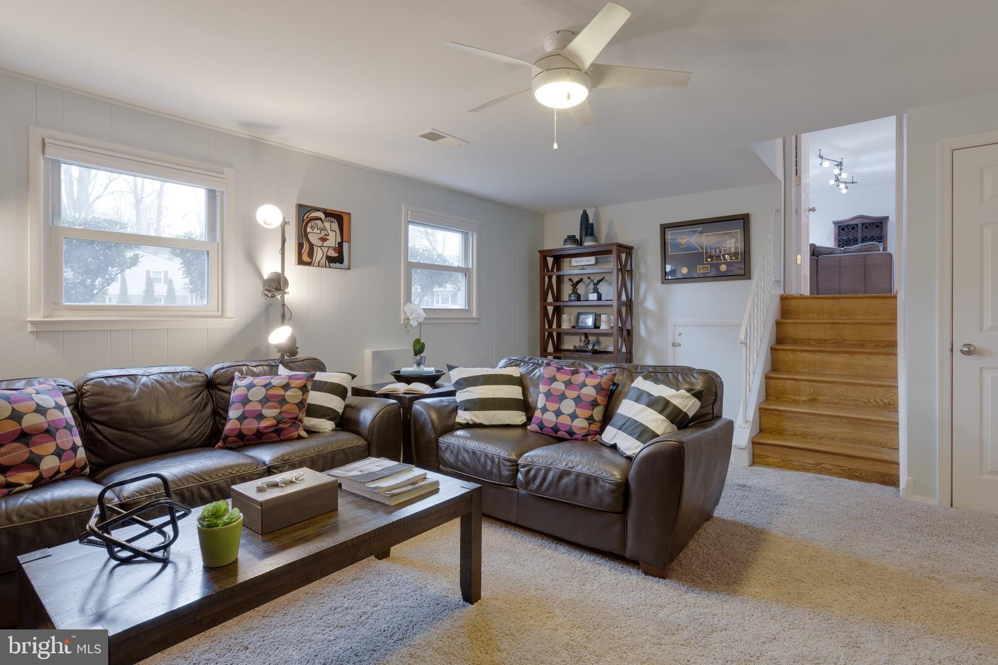 ROLLING VALLEY - Residential