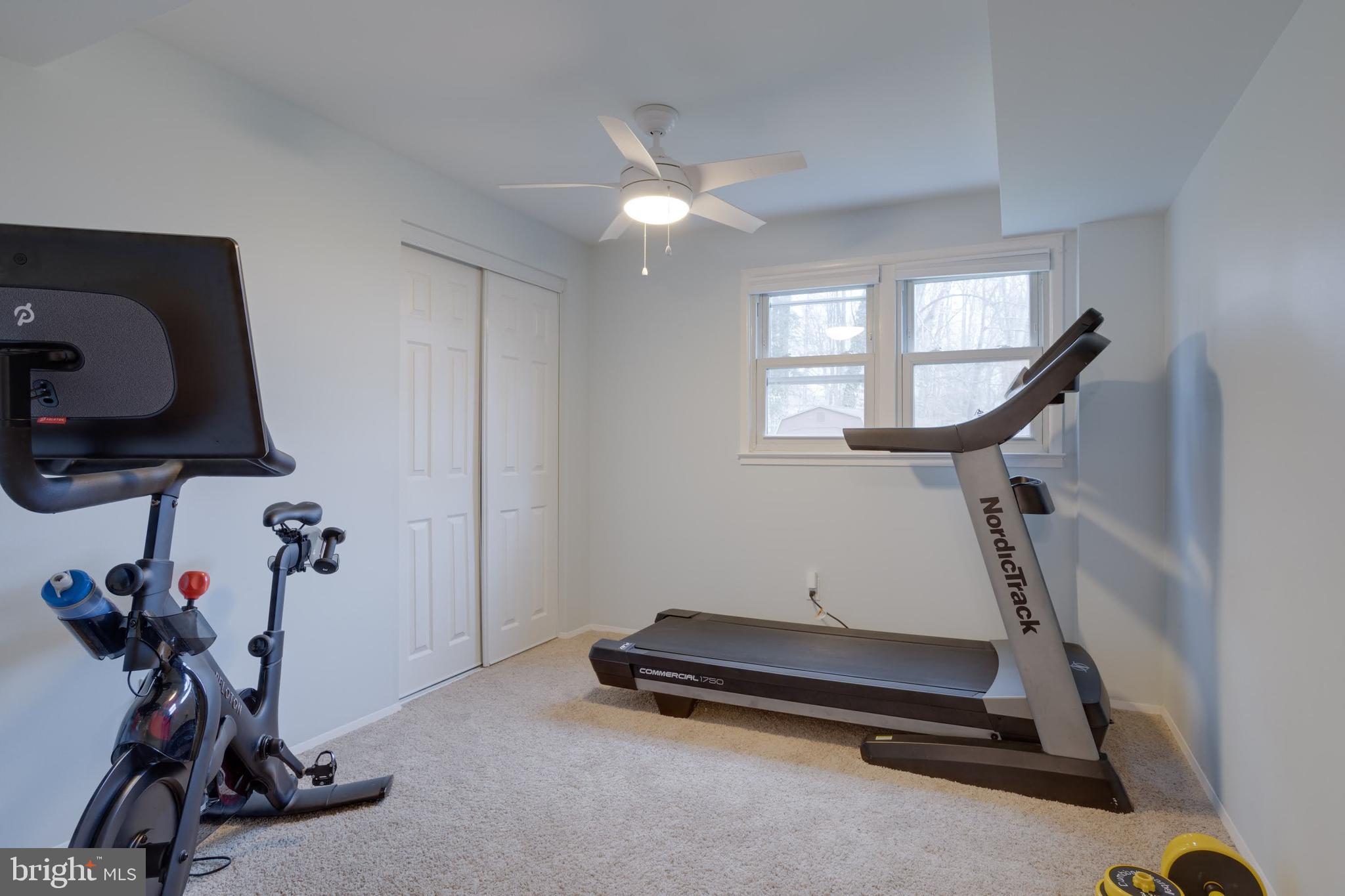 ROLLING VALLEY - Residential