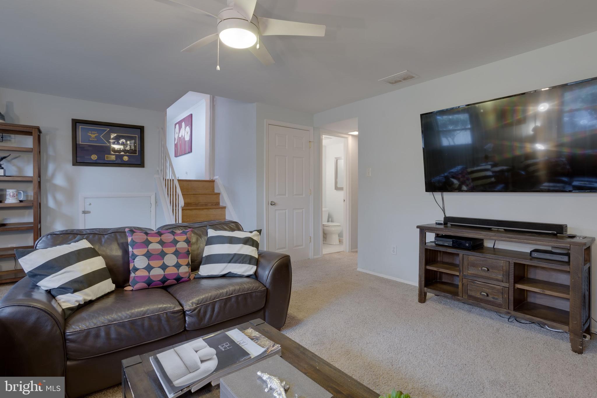 ROLLING VALLEY - Residential