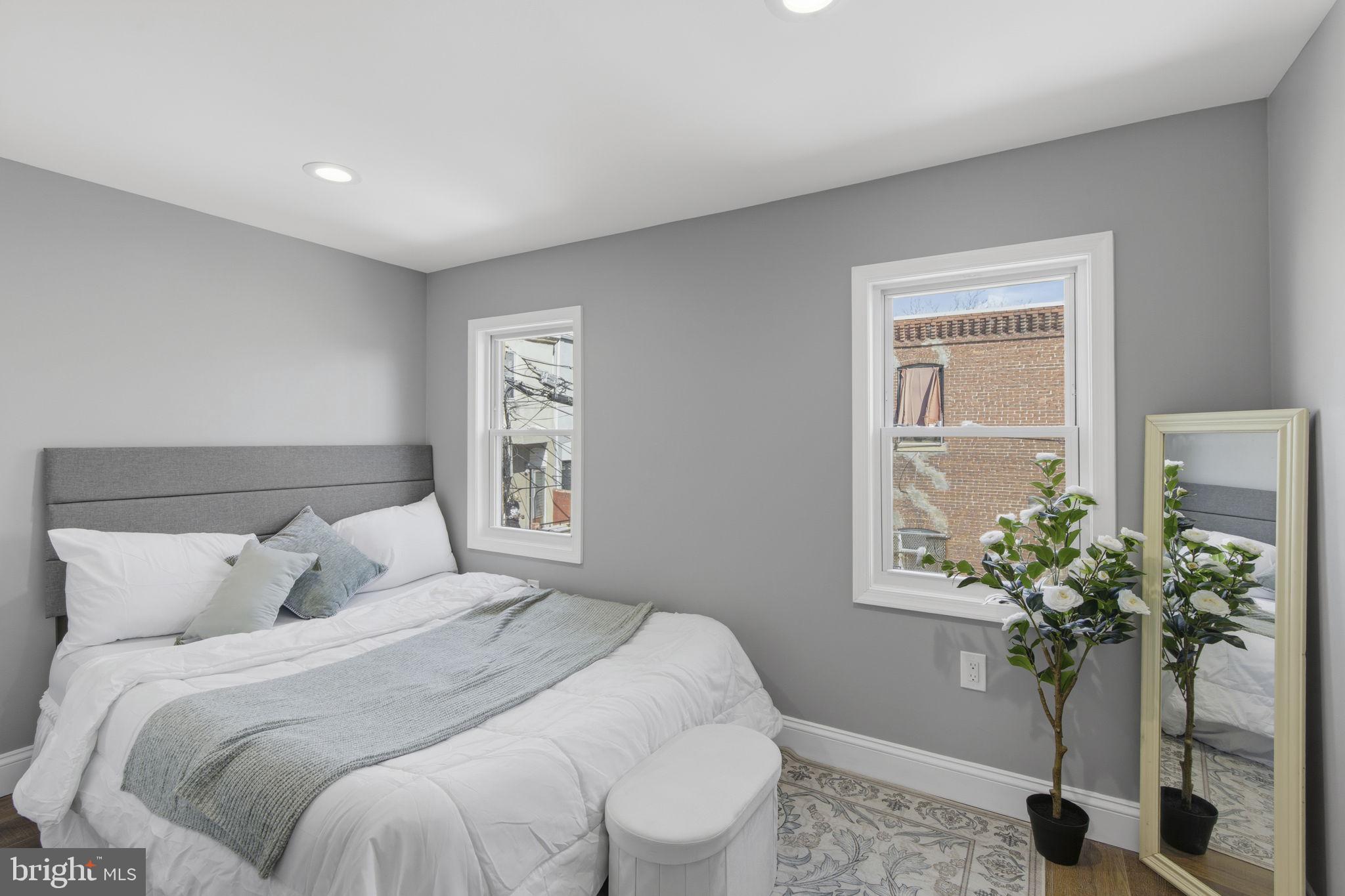 BROADWAY EAST - Residential