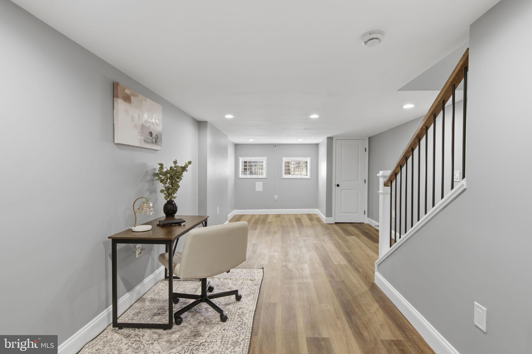 BROADWAY EAST - Residential