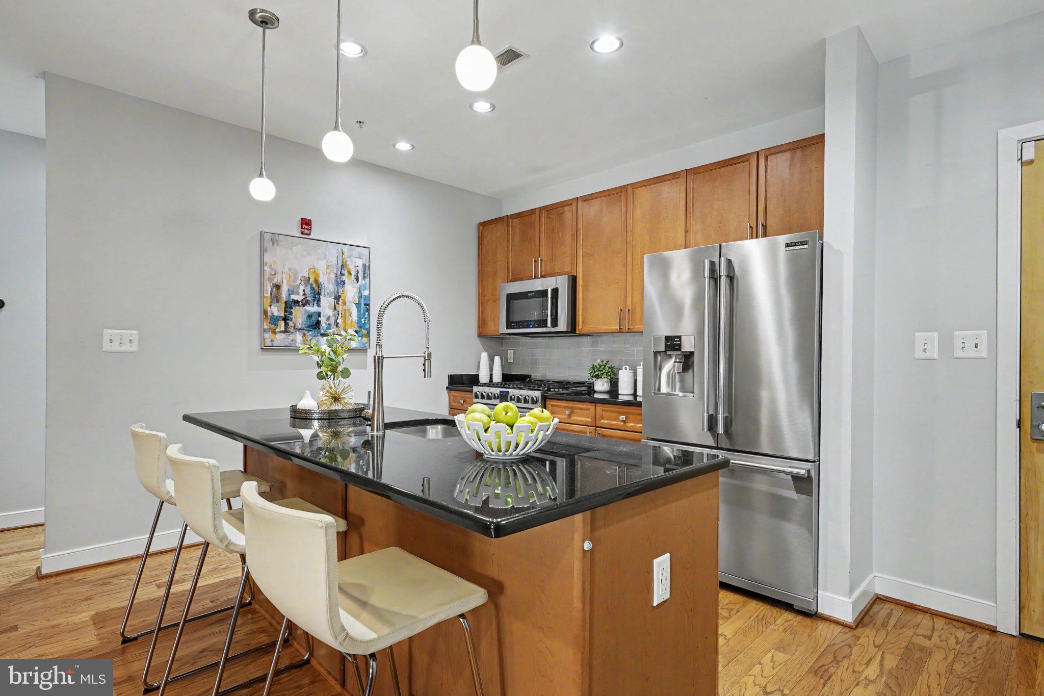 181 E REED AVENUE 109