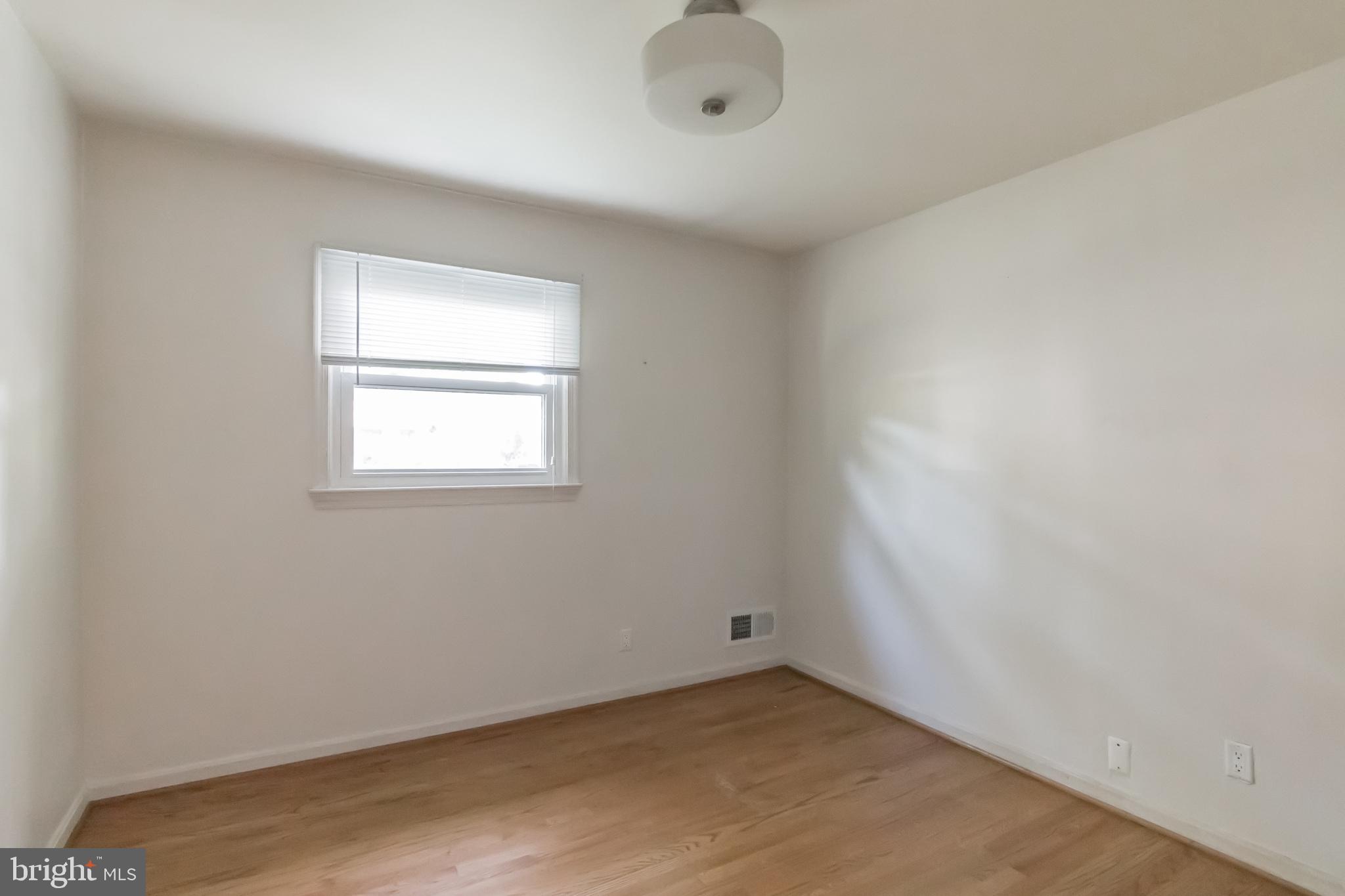 MOUNT ZEPHYR - Residential