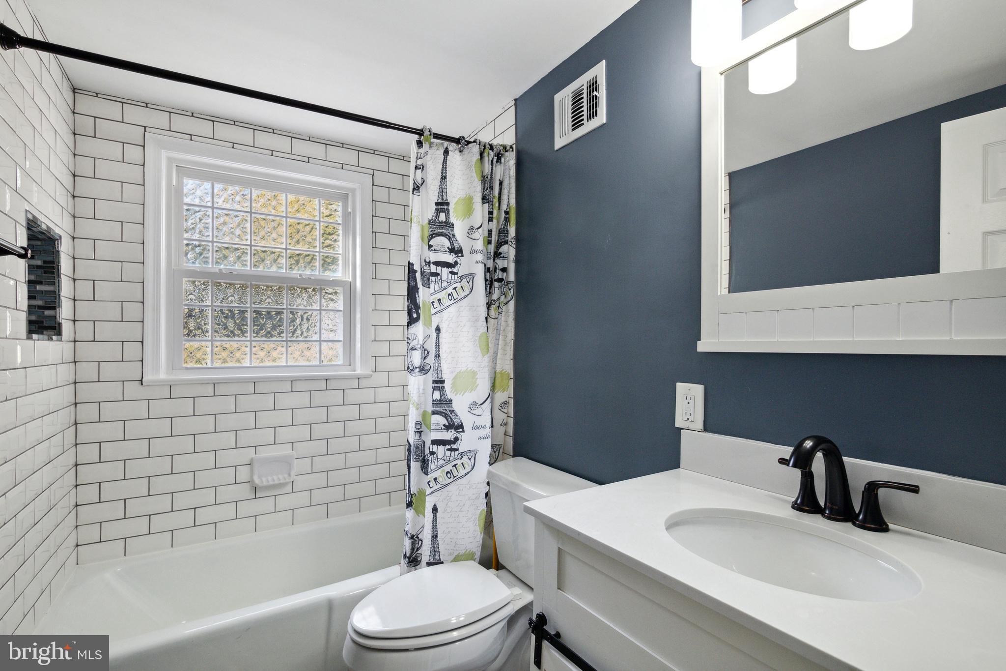 MOUNT ZEPHYR - Residential